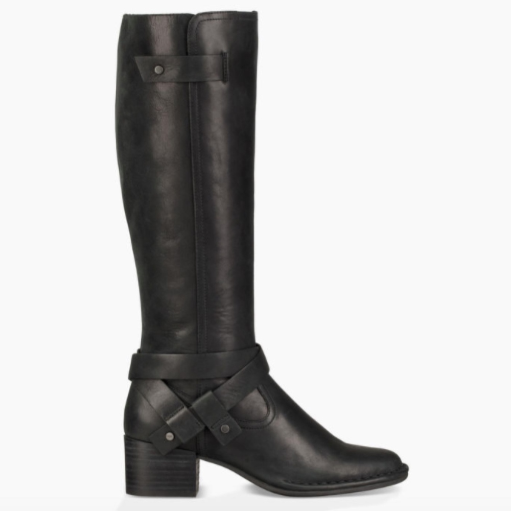 NWT Ugg Leather Bandara Tall Black Boot